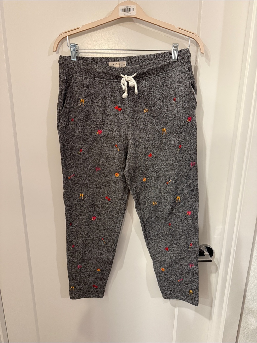 Lou & Grey Gray Embroidered Jogger Pants with Multicolor Accents